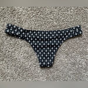 Shade & shore bottoms